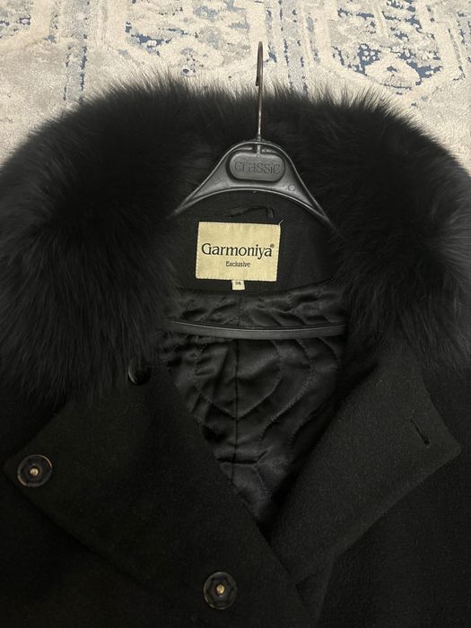 Продаеться зимняя польто.