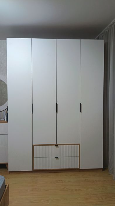 Продам спальный гарнитур