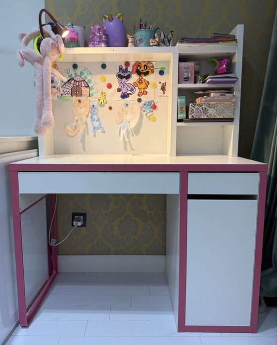 Стол Икеа 40000тг.