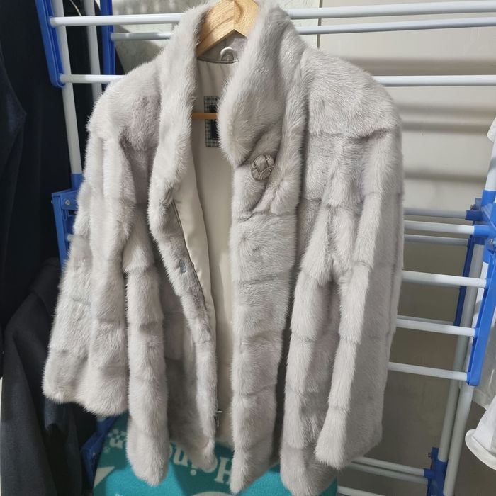 Продам Срочно шубу есть торг.