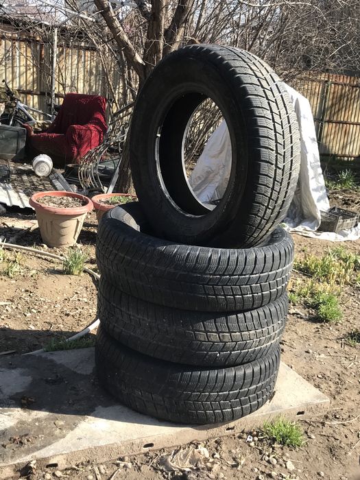 Резина 4 штук всесезонка