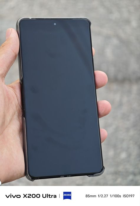 Asus rog phone 8, gray