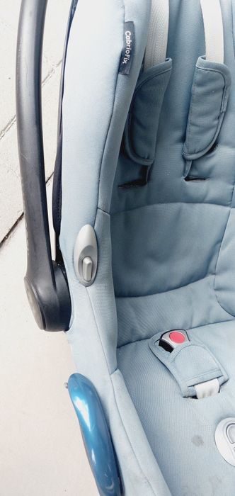 Столче за кола Maxi Cosi с Isofix