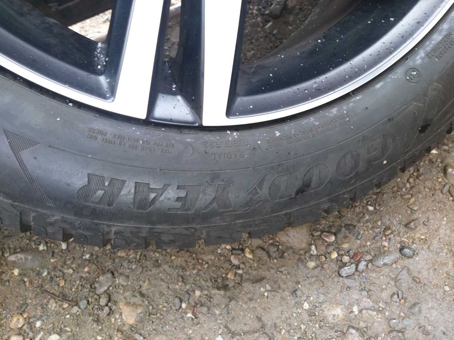 Set 4 Anvelope Iarna GoodYear UltraGrip Performance 235 55 R18 ci279