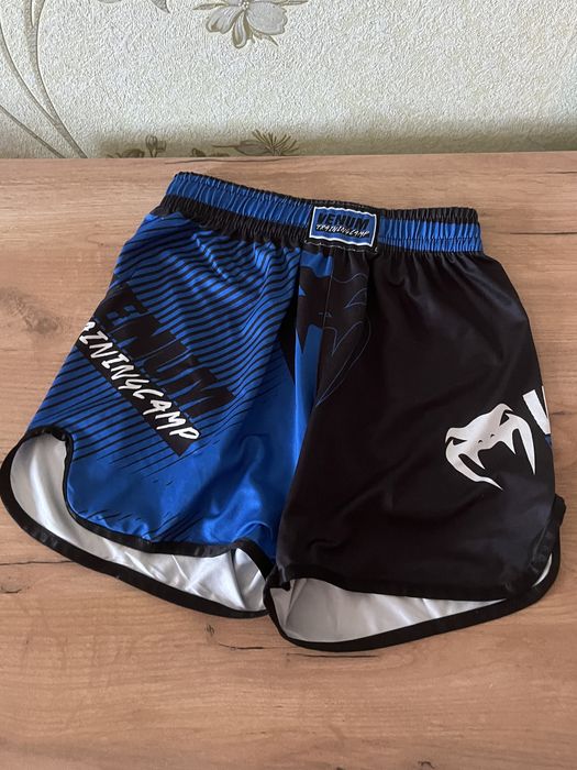 Продам спортивную форму