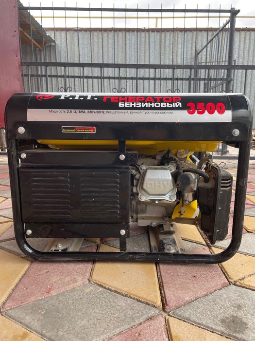 Продаются бензиновый генератор.