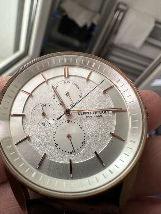 Продам наручные часы