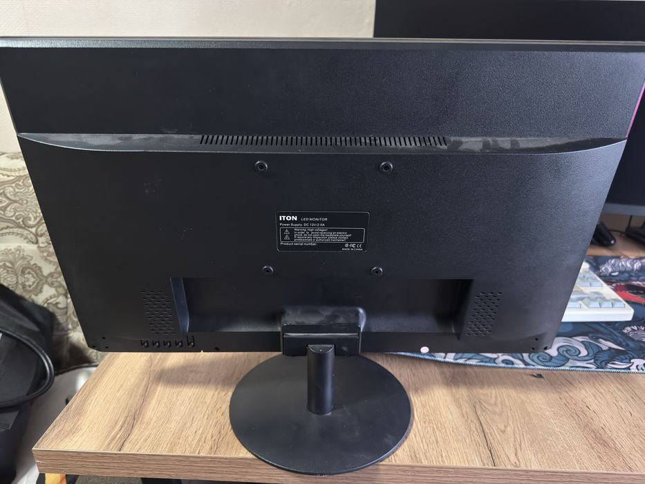 Монитор ITON 22 дюйма