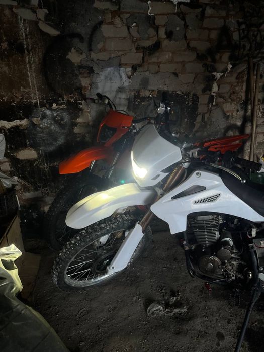 Продам эндуро 06