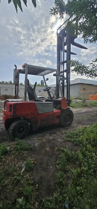 Погрузчик Балгаанкара 3.5 тонна кутаради ишчи холатда