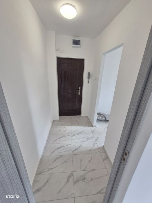 2Cam-Sagului-7 Min de Spitalul Judetean-Renovat-45MP-75.000 Euro!Neg