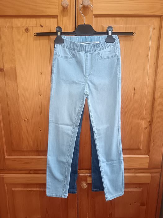 Дънки H&M момиче