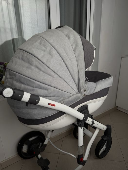Коляска Адамекс 2в1, в отличном состоянии.