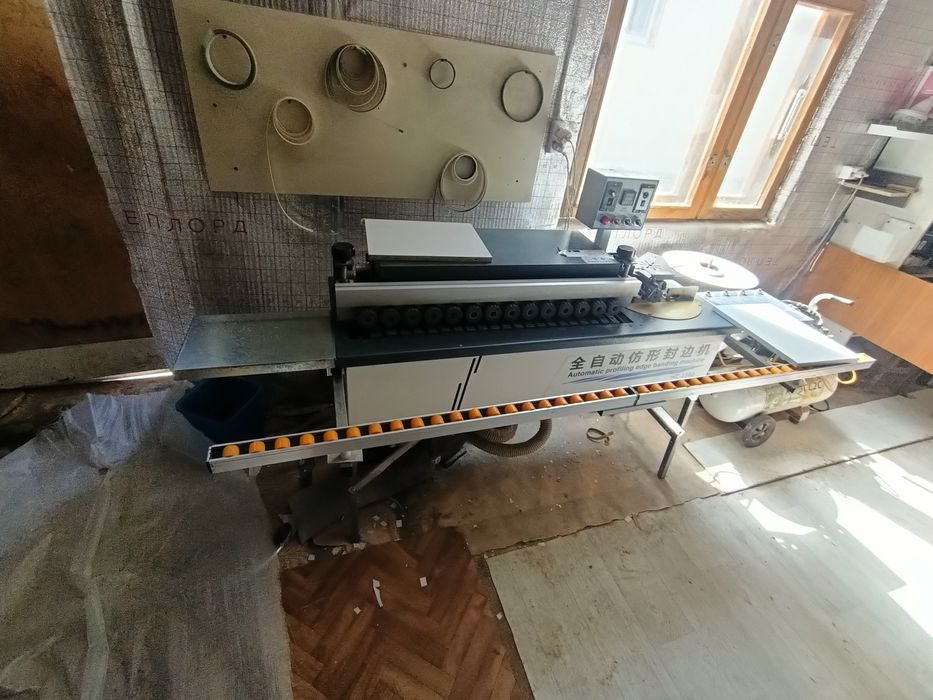 Продам станок форматно- раскроечный и мини кромочный станок.