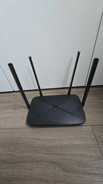 Wi-Fi роутер Mercusys AC12G