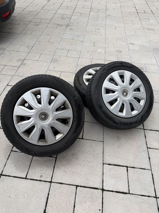 Vand anvelope 205/60/16 ( 8  bucati )