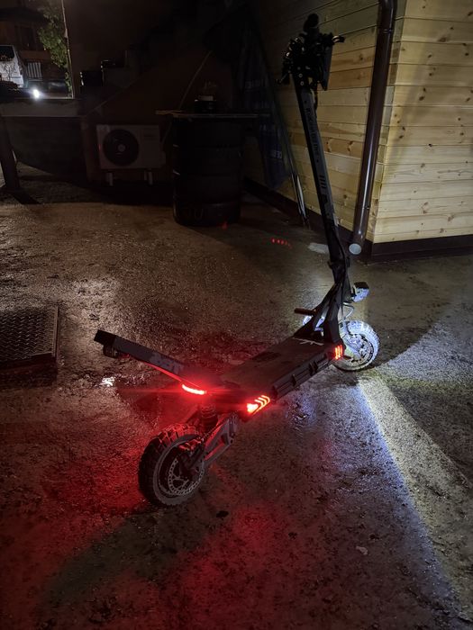 Продавам kukirin G3 pro