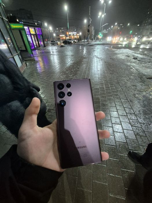 Самсунг S22 ультра