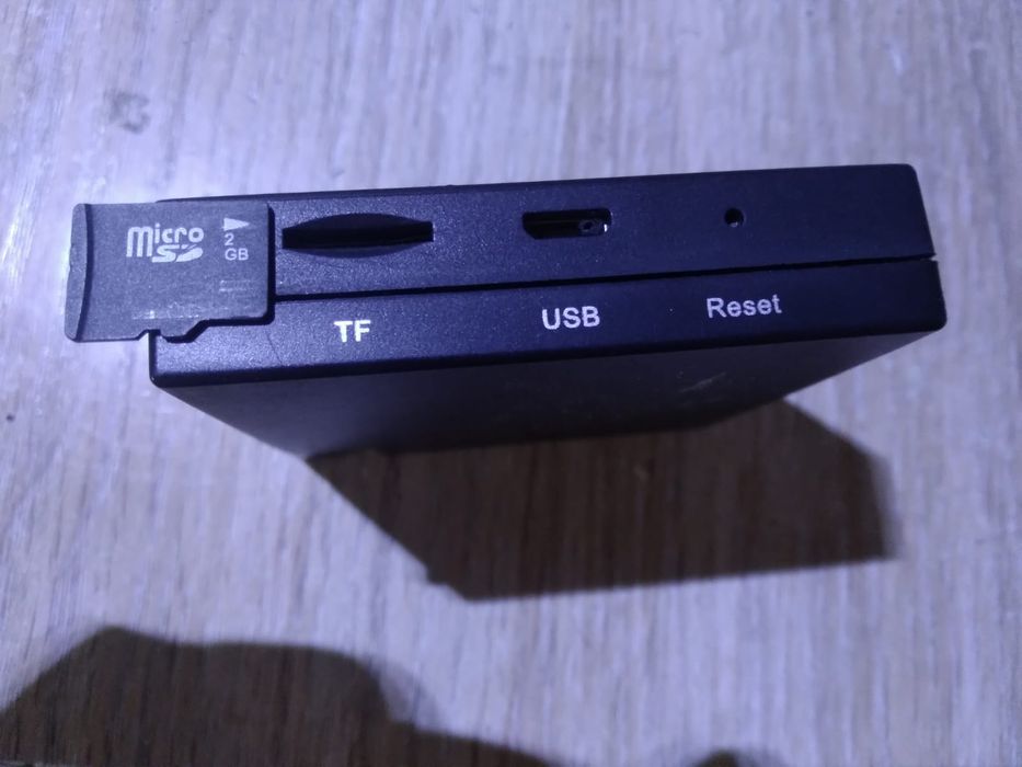 Продам видеокамеру (регистратор)