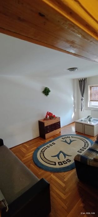 Inchiriez ap. 2 Camere et.1 Dorobanti/bariera