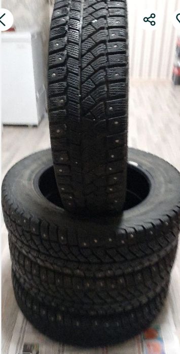 Зимние шипованные шины