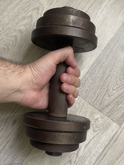 Продам Гантель 5кг