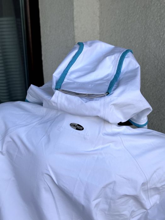 Дамско яке Adidas Gore-Tex Paclite® Shell - размер М, Отлично състояние