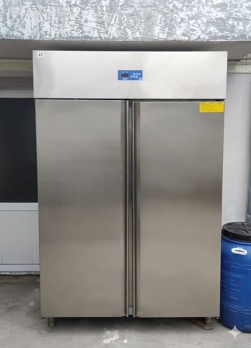 Очень Срочно! Промышленный холодильник Öztiryakiler GN 1200 NMV