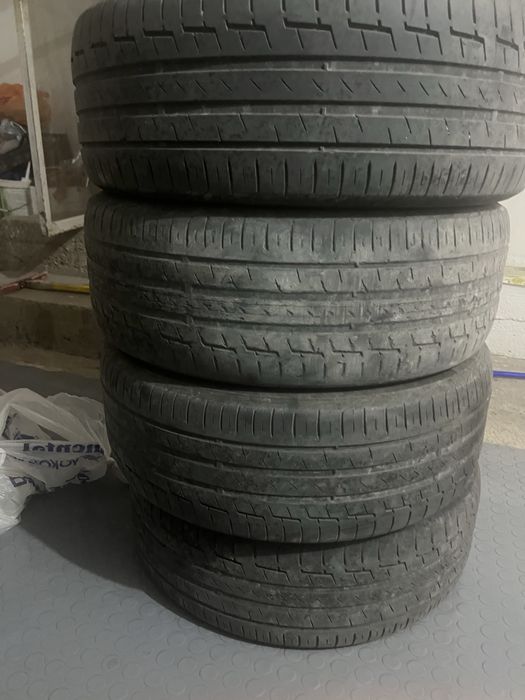 Продам шины 215/55/R17