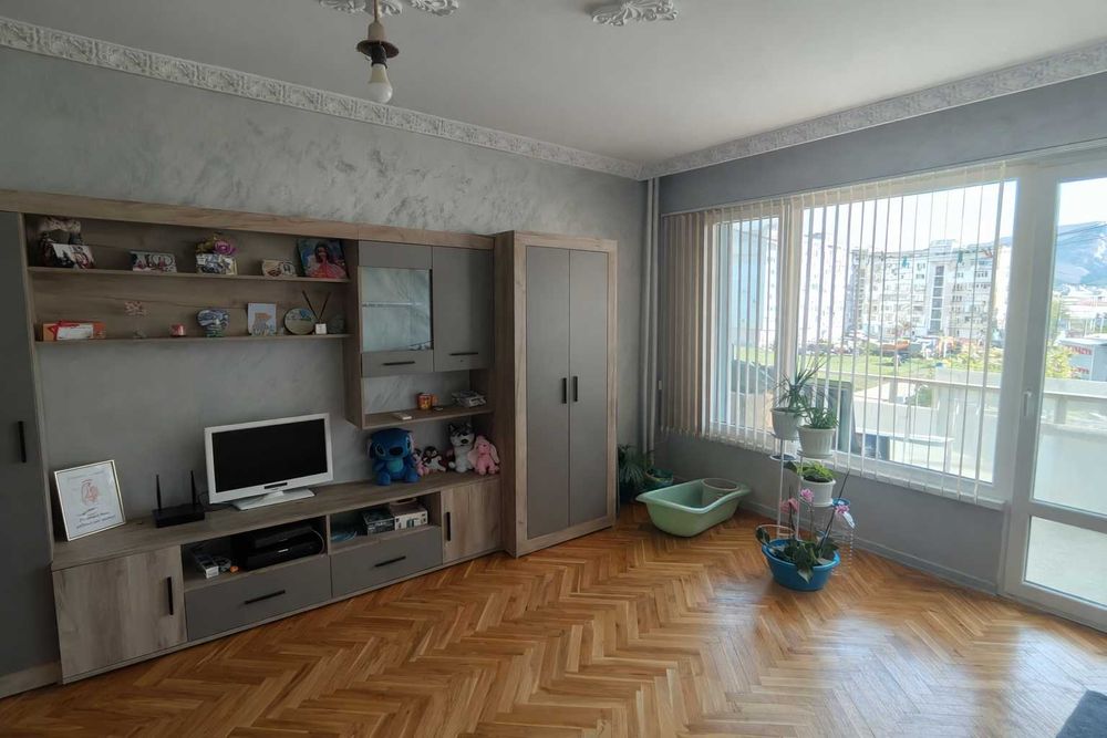 Двустаен под наем