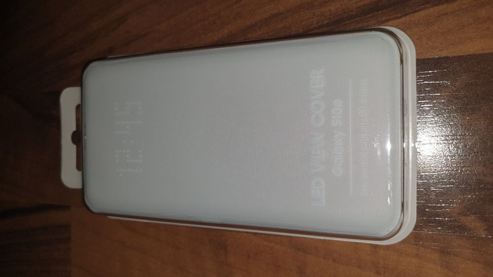 Husa flip smart activa originala Samsung Led View Cover S10e G970