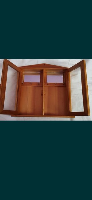 Suport chei din lemn