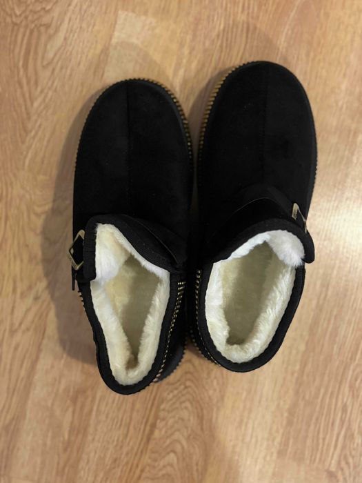 Vand ugg negre , nepurtate