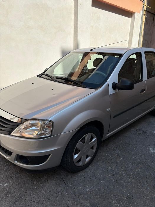 Vand Dacia Logan story 2012  1.6 Benzina+GPL