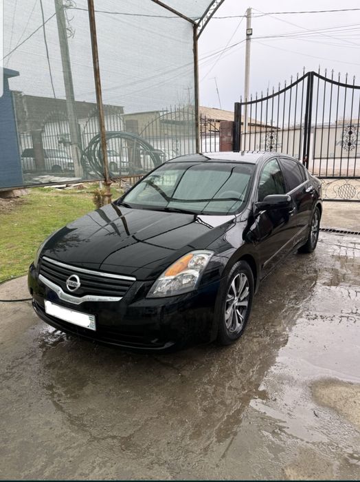 Nissan altima FULL KAMI YO'Q