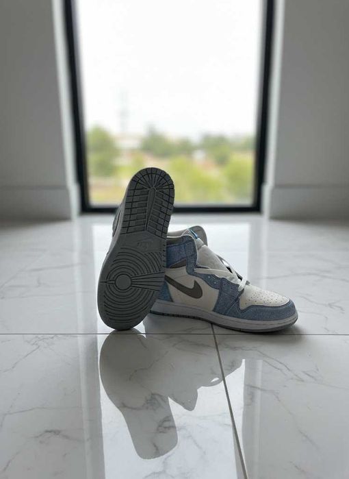 Adidasi Jordan 1 High Hyper Royal OG - Sneakersi Unisex - Full Box