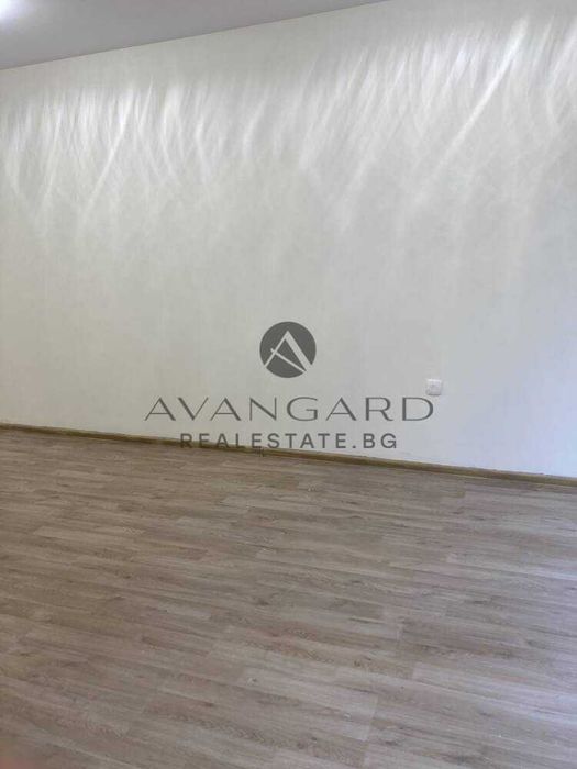 Продава се Офис в Пловдив, Кършияка - 140 кв.м за 1588 €/кв.м - Снимка #3