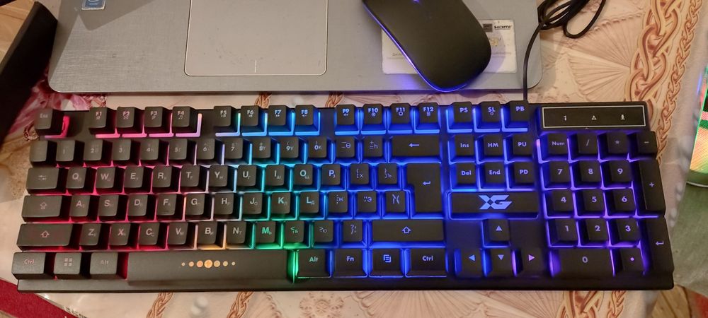 Игровая клавиатура с подсветкой