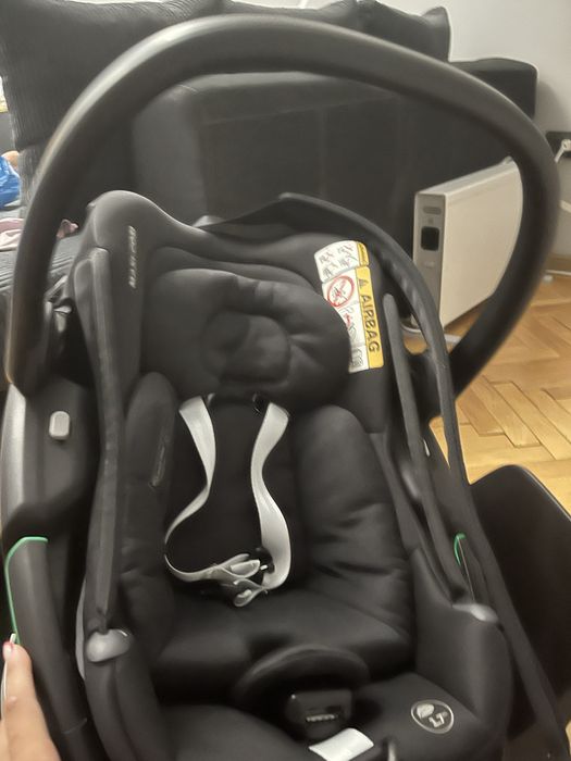Maxi Cosi Coral 360 столче с база