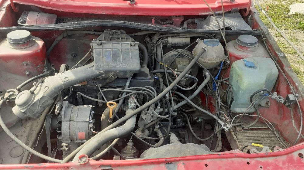 Двигатель и другие запчасти на гольф2 автомат2.