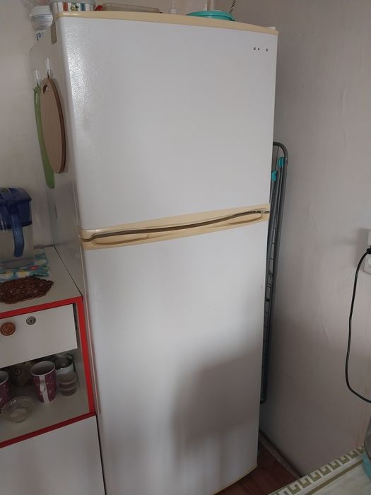 Продам холодильник Самсунг