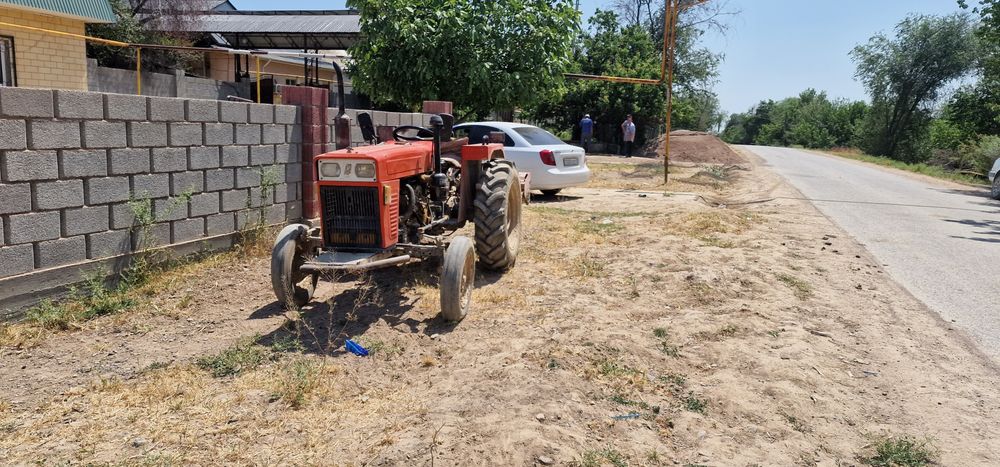 Трактор 2015  жыл.