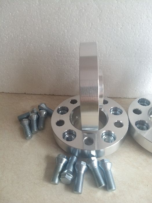 Flanse Distantiere Dacia Duster 25 mm prindere dubla Prezoanele inclus