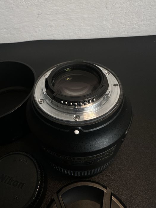 Nikon 85mm f/1.8G AF-S – Portretist de Elită, Stare Impecabilă