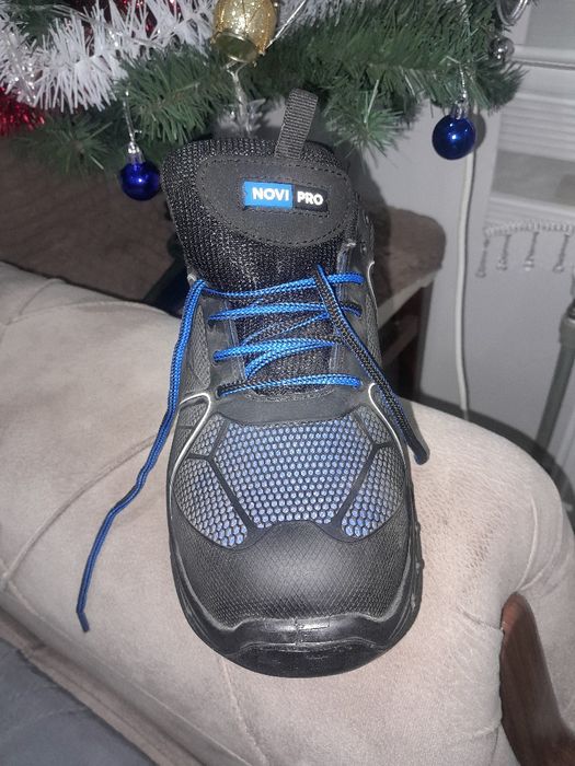 Чисто нови обуфки