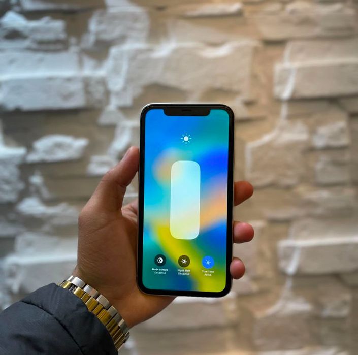 Iphone 11 sotiladi xolati zor