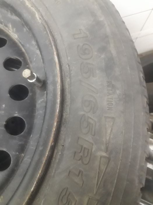 Продам четыри баллона на 15