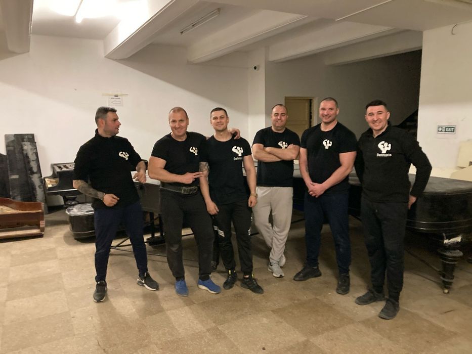 Transport pianine și piane