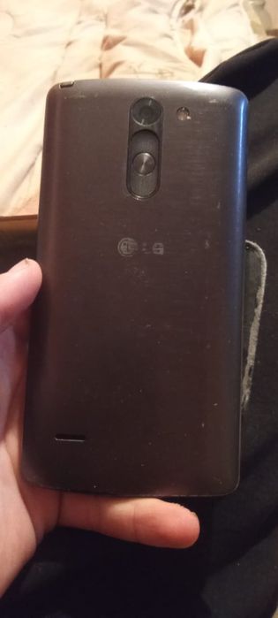 Продам телефон LG