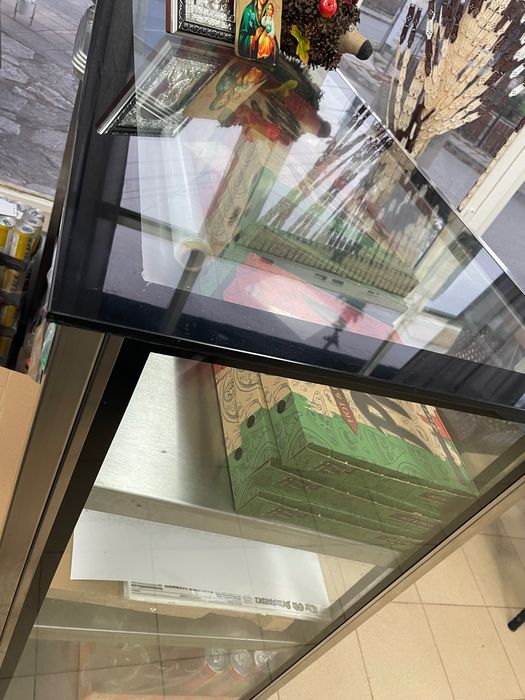 Неутрална Витрина